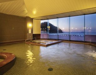『海の奏でる癒しの宿・リゾートホテル美萩』大人日帰り入浴料100円引き